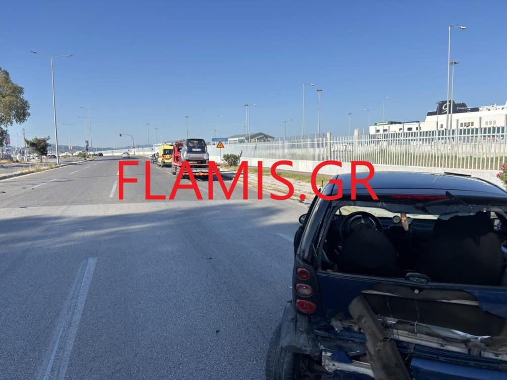 ΠΑΤΡΑ: "Καρφώθηκε" σε άλλο όχημα στο φανάρι της Ακτής Δυμαίων! Γιος γνωστού επιχειρηματία ο ένας τραυματίας - ΦΩΤΟ