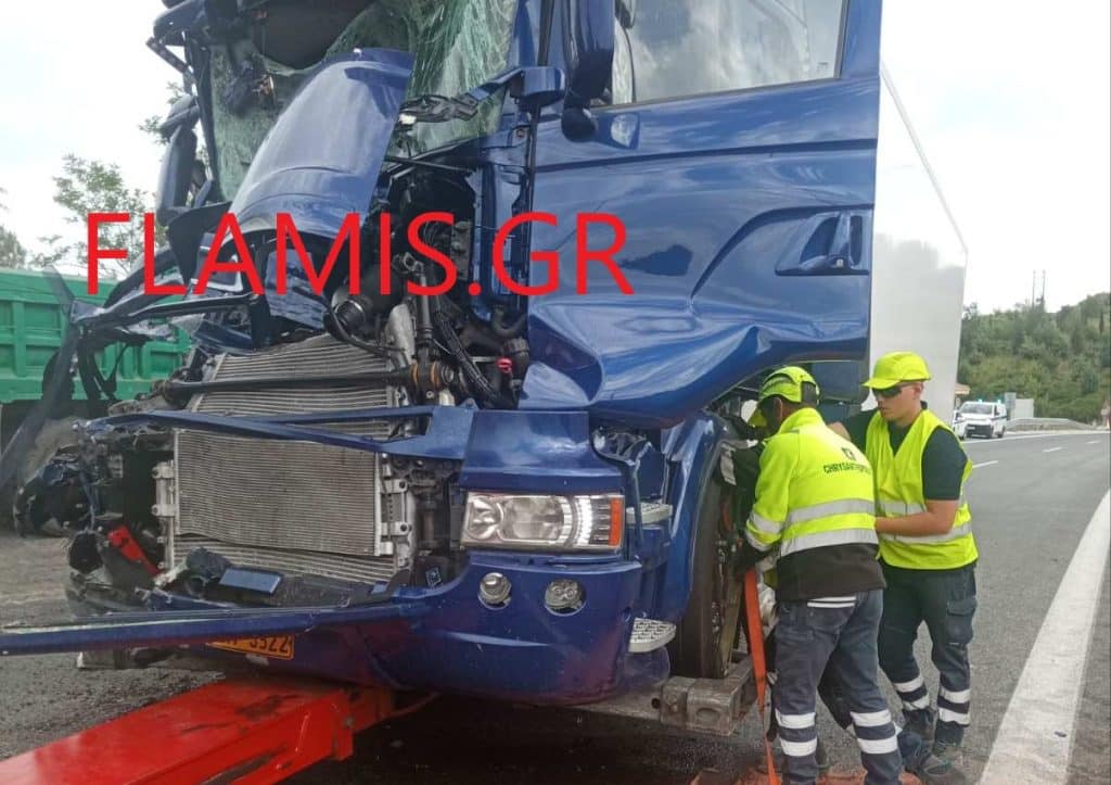 ΠΑΤΡΑ ΩΡΑ 15.42 - ΦΩΤΟ: Τεράστιες ουρές στην Περιμετρική! Το τροχαίο με τη νταλίκα προκάλεσε προβλήματα