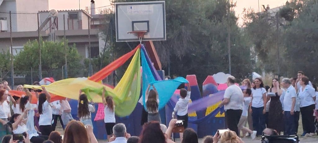 ΔΕΙΤΕ ΦΩΤΟ: Η καλοκαιρινή γιορτή του ΚΔΑΠΑμεΑ Άμπετ Χασμάν