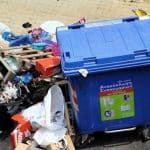 ΠΑΤΡΑ: Σκουπίδια σε Πλατεία Καλλιπάτειρας και Ελληνος Στρατιώτου - ΦΩΤΟ