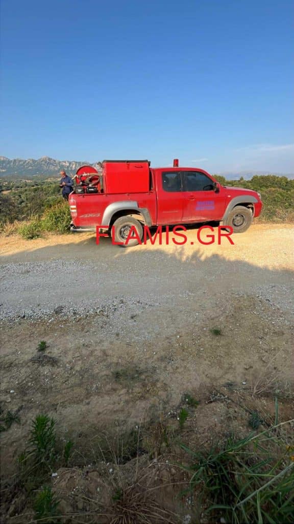 Σε ύφεση η φωτιά στις Βελιτσές - Δείτε Φωτό από το σημείο