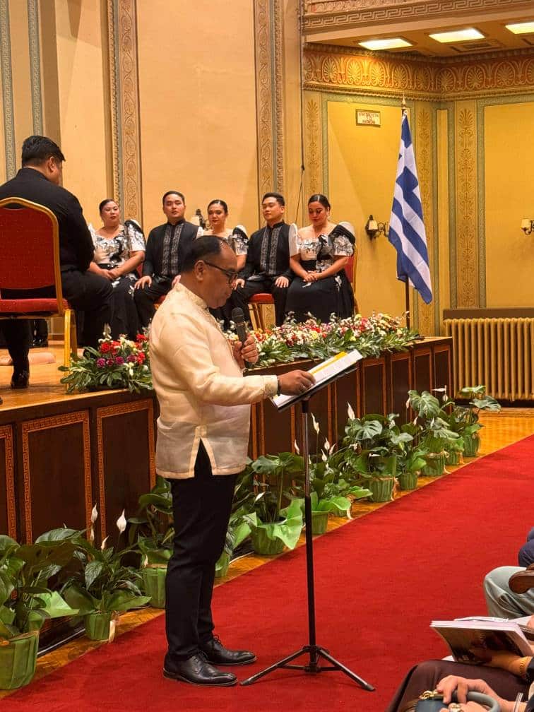 Ο Ιάσων Φωτήλας στην επέτειο των 127 ετών ανεξαρτησίας των Φιλιππίνων - ΦΩΤΟ Ο Ιάσων Φωτήλας στην επέτειο των 127 ετών ανεξαρτησίας των Φιλιππίνων - ΦΩΤΟ