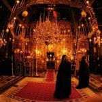 Ολονύκτιες αγρυπνίες απόψε στο Άγιο Όρος – Μοναχοί προσεύχονται μετά τον σεισμό των 5.3 ρίχτερ