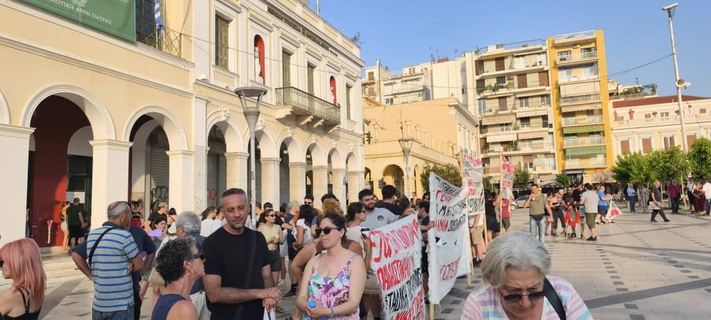 ΠΑΤΡΑ: Εκατοντάδες στο συλλαλητήριο για την επιχείρηση του Ισραήλ στο Madleen - ΦΩΤΟ