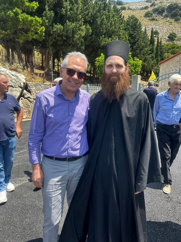 ΘΕΟΔΩΡΟΣ ΜΠΑΡΗΣ: Τα έργα για τη Μονή Νοτενών - ΦΩΤΟ ΘΕΟΔΩΡΟΣ ΜΠΑΡΗΣ: Τα έργα για τη Μονή Νοτενών - ΦΩΤΟ