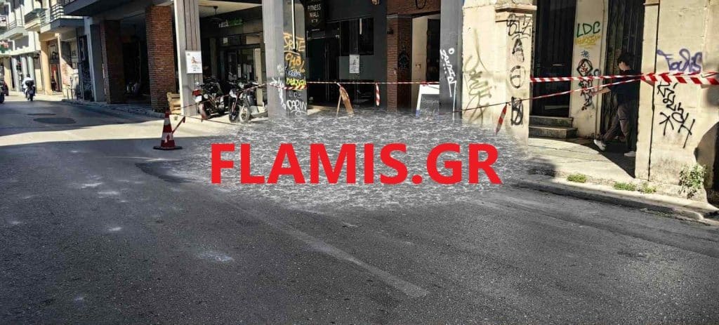 ΠΑΤΡΑ - ΑΠΙΣΤΕΥΤΟ: Επεσαν μπάζα και από άλλη πολυκατοικία στο κέντρο! Δεύτερο συμβάν σήμερα σε λίγες ώρες