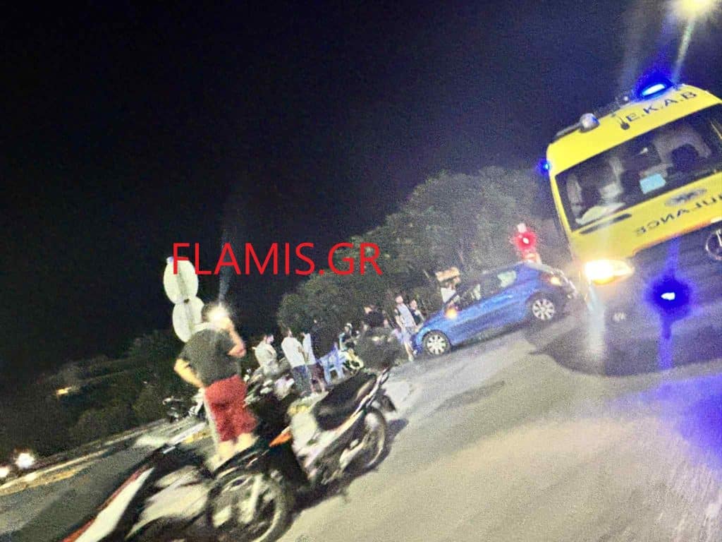 ΠΑΤΡΑ: Κι άλλο τροχαίο στην Αμερικής! Σφοδρή σύγκρουση μηχανής με αυτοκίνητο - ΦΩΤΟ