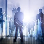 Ανακάμπτει η Ελλάδα, αλλά με επενδυτικό κενό 18 δισ. ευρώ ετησίως από την Ευρώπη