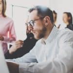 Γιατί και πού μειώνονται οι εβδομαδιαίες ώρες εργασίας - Τι ισχύει στην Ελλάδα