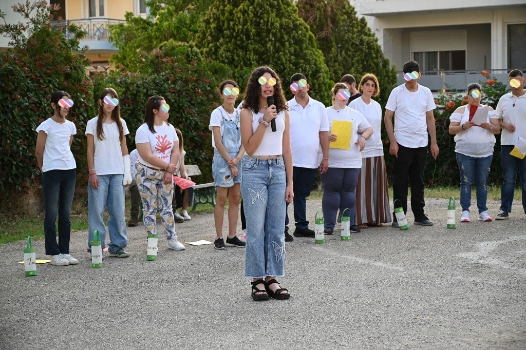 Η ΚΑΛΟΚΑΙΡΙΝΗ ΓΙΟΡΤΗ ΤΟΥ ΚΔΑΠΑμεΑ «ΚΟΜΑΙΘΩ» ΜΕ ΤΗ ΣΥΜΜΕΤΟΧΗ ΔΕΚΑΔΩΝ ΠΑΙΔΙΩΝ ΚΑΙ ΜΑΘΗΤΩΝ ΤΟΥ 62ου ΔΗΜΟΤΙΚΟΥ ΣΧΟΛΕΙΟΥ