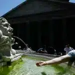 Η Ευρώπη σε κλοιό καύσωνα: Έρχονται μέχρι και 47άρια στην Ιβηρική - Σε συναγερμό 40 πόλεις και επαρχίες από τα Βαλκάνια έως την Ιταλία και τη Γαλλία, έκτακτα μέτρα
