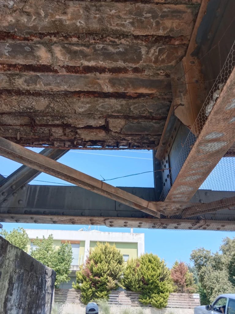 "Τέμπη" στον Καστελόκαμπο της Πάτρας! ΤΡΟΜΟΣ ΣΤΗΝ ΓΕΦΥΡΑ ΤΟΥ ΠΡΟΑΣΤΙΑΚΟΥ - ΦΩΤΟ