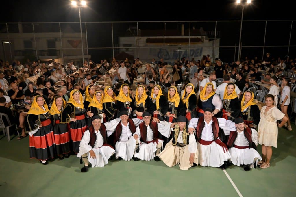 ΑΝΩ ΣΥΧΑΙΝΑ: Δείτε τι έγινε στο πανηγύρι! Επικράτησε το αδιαχώρητο - ΦΩΤΟ