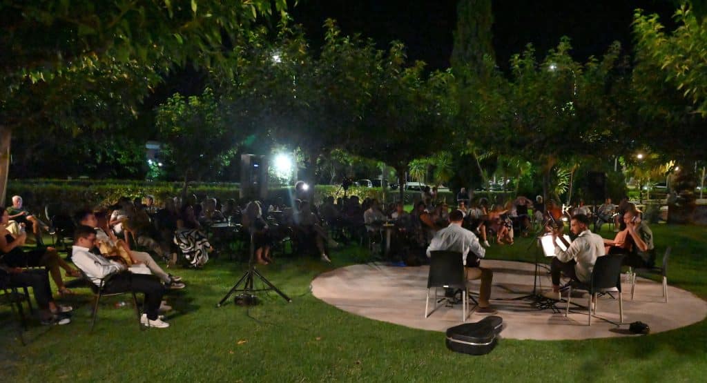 Μουσική ανάσα δροσιάς στο Πάρκο Ειρήνης του Πανεπιστημίου Πατρών - ΦΩΤΟ