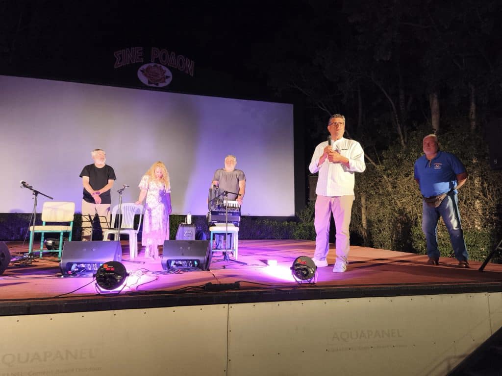 ΗΛΕΙΑ: Αφιέρωμα στον Βασίλη Τσιτσάνη  - ΦΩΤΟ
