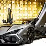 Στις Lamborghini οι πόρτες μπορεί να πέσουν