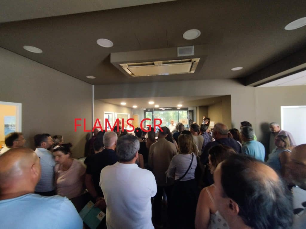 ΠΑΤΡΑ: Πανστρατιά για να μην καταργηθεί το Λύκειο Ερυμάνθειας - ΦΩΤΟ