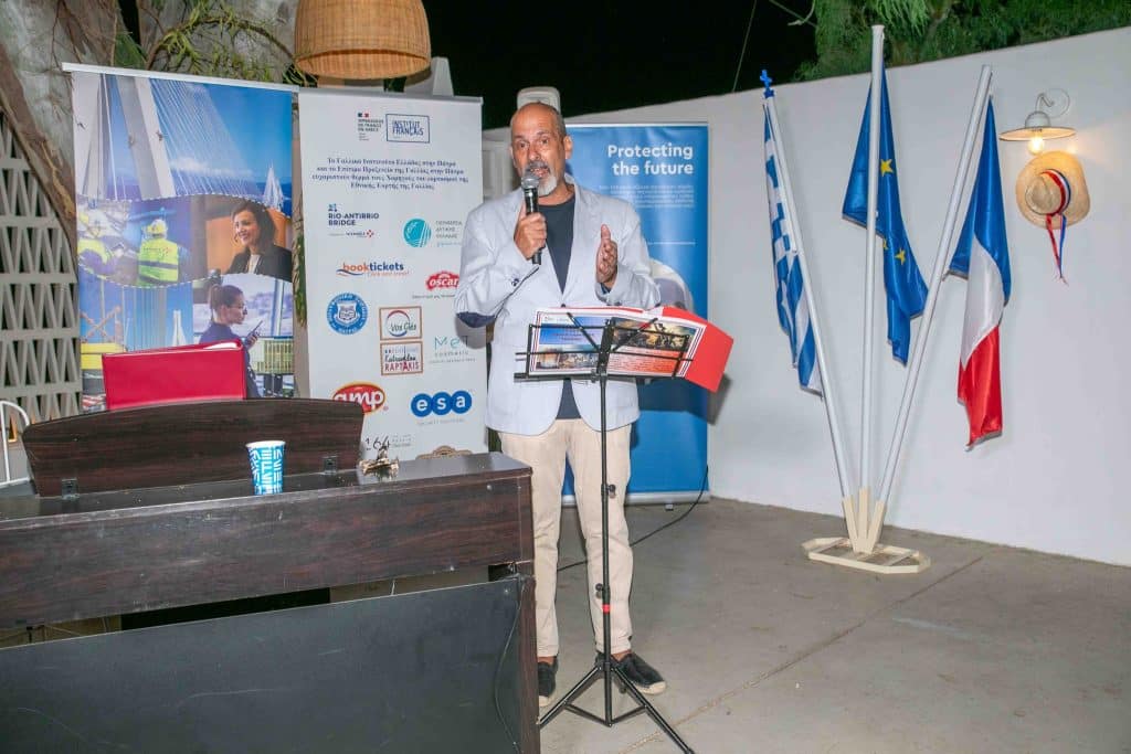 ΔΕΙΤΕ ΠΟΛΛΕΣ ΦΩΤΟ ΚΑΙ ΒΙΝΤΕΟ: Το Γαλλικό Ινστιτούτο στην Πάτρα γιόρτασε την 14η Ιουλίου!