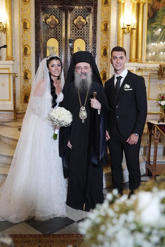 ΠΑΤΡΑ: Ο Αναστάσιος παντρεύτηκε την αγαπημένη του Μαλβίνα - ΦΩΤΟ