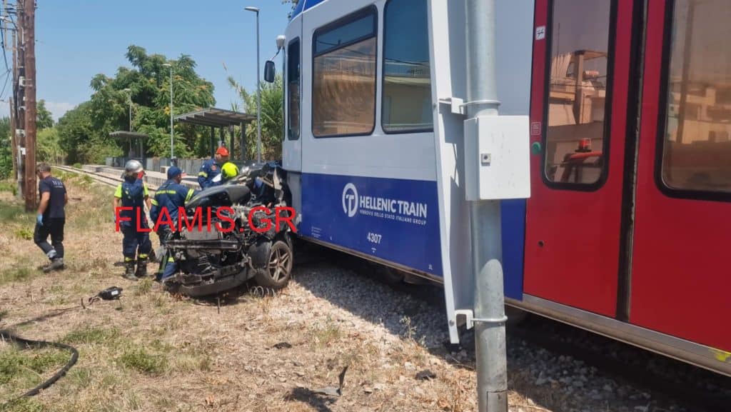 ΠΑΤΡΑ ΤΩΡΑ - Τρένο συγκρούστηκε με ΙΧ στην διασταύρωση της Ανθείας - Πως έγινε το "Θαύμα" - ΦΩΤΟ και ΒΙΝΤΕΟ