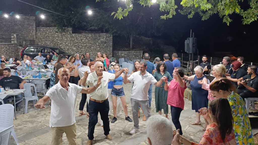 Εκδήλωση από την Στέγη Καλαβρυτινών με τους Μινόρε Παράπονο - ΦΩΤΟ