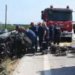 ΤΡΑΓΩΔΙΑ σε τροχαίο με τρεις νεκρούς – Νταλίκα συγκρούστηκε μετωπικά με τζιπ - ΦΩΤΟ