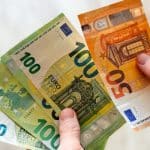 «Έρχονται» αναδρομικά έως 8.500 ευρώ σε 90.000 συνταξιούχους – Ποιοι είναι οι δικαιούχοι