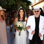 Σταμάτης Γονίδης: Πηγαίνει… την κόρη του στην εκκλησία με όλη την Κύθνο στο πλευρό του