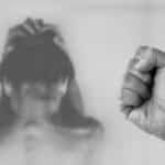 Συνελήφθη πατέρας που ξυλοκόπησε τις δύο κόρες και τη σύζυγό του – Έτρεχαν ξυπόλητες στον δρόμο ζητώντας βοήθεια