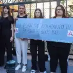 Ένταση στη δίκη για την Κυριακή Γρίβα: Μπουκάλι πέταξε ο συνήγορος υπεράσπισης στον συνήγορο υποστήριξης κατηγορίας