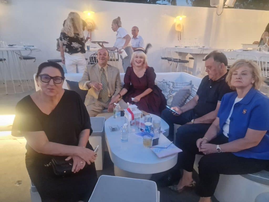 ΔΕΙΤΕ ΠΟΛΛΕΣ ΦΩΤΟ ΚΑΙ ΒΙΝΤΕΟ: Το Γαλλικό Ινστιτούτο στην Πάτρα γιόρτασε την 14η Ιουλίου!