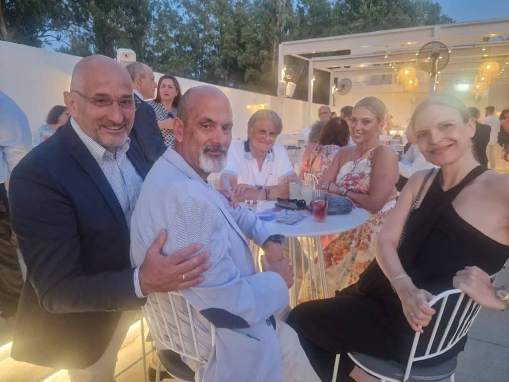 ΔΕΙΤΕ ΠΟΛΛΕΣ ΦΩΤΟ ΚΑΙ ΒΙΝΤΕΟ: Το Γαλλικό Ινστιτούτο στην Πάτρα γιόρτασε την 14η Ιουλίου!