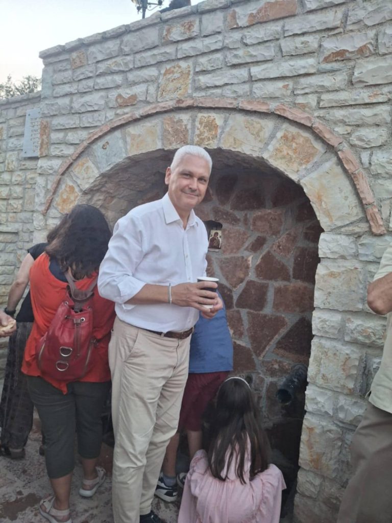 Στη Ρακίτα ο Φωκίων Ζαΐμης για τις εορταστικές εκδηλώσεις στη μνήμη της Αγίας Παρασκευής – Παρών και στα εγκαίνια της ιστορικής πηγής