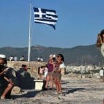 Tουρισμός: Παραμένει κυρίαρχος πυλώνας της ελληνικής οικονομίας, αλλά αποδυναμώνεται σταδιακά η εικόνα του (γράφημα)