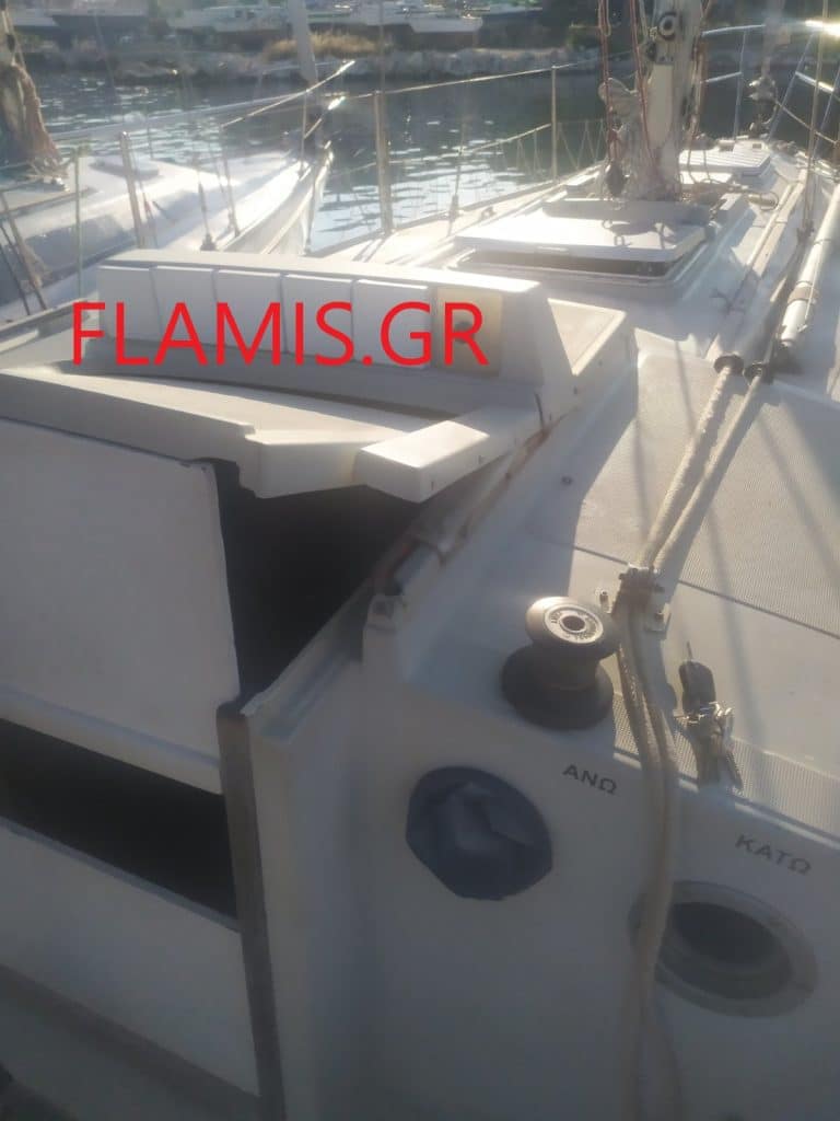 ΠΑΤΡΑ - ΦΩΤΟ: Εγινε "ντου" στη μαρίνα! Εσπασαν σκάφη!