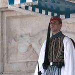 Πλεύρης: Καμία ανοχή στην συμπεριφορά του λαθρομετανάστη που προσέβαλε τους Εύζωνες