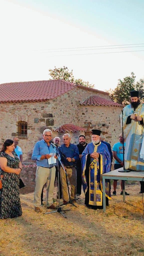 ΔΕΙΤΕ ΦΩΤΟ: Ιερά Παράκληση στην Παναγία της Μέντζαινας