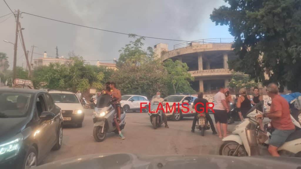 Κόλαση φωτιάς σε Δυτική Αχαϊα και Βούντενη - Πλησιάζει την Πάτρα! ΝΕΑ ΒΙΝΤΕΟ! Η Πάτρα "ζωσμένη" από φλόγες
