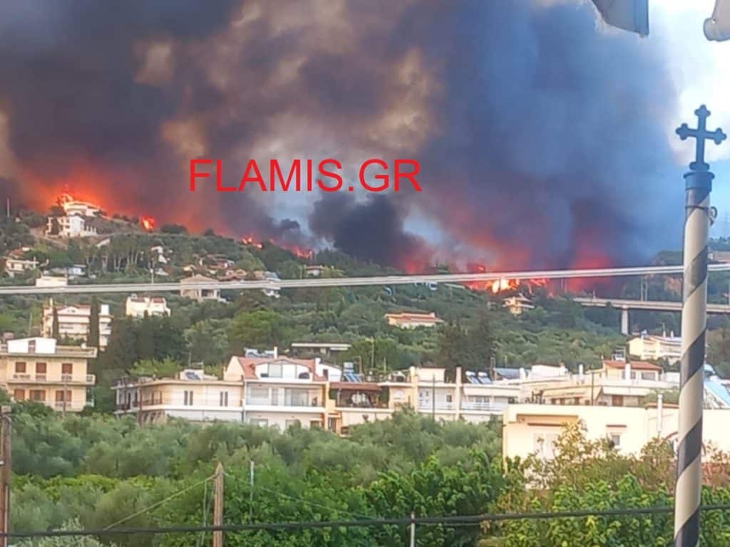 Κόλαση φωτιάς σε Δυτική Αχαϊα και Βούντενη - Πλησιάζει την Πάτρα! ΝΕΑ ΒΙΝΤΕΟ! Η Πάτρα "ζωσμένη" από φλόγες