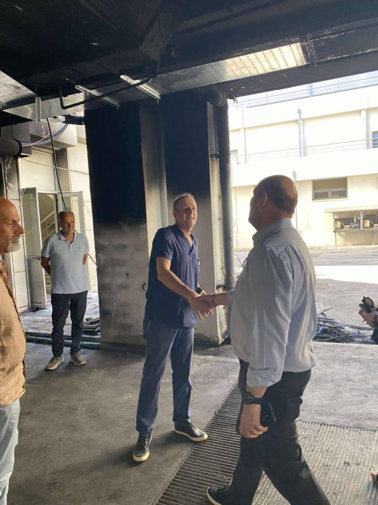 ΠΑΤΡΑ: Ο Ιασων Φωτήλας στα "καμένα" του Νοσοκομείου "Αγιος Ανδρέας" - ΦΩΤΟ ΠΑΤΡΑ: Ο Ιασων Φωτήλας στα "καμένα" του Νοσοκομείου "Αγιος Ανδρέας" - ΦΩΤΟ