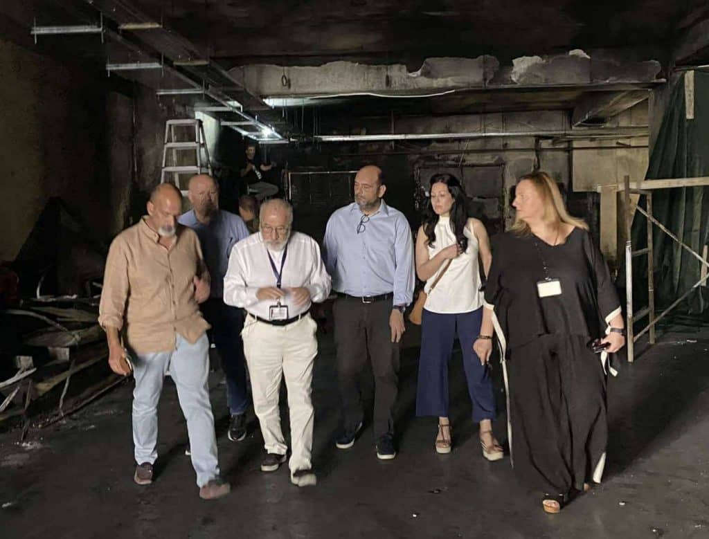 ΠΑΤΡΑ: Ο Ιασων Φωτήλας στα "καμένα" του Νοσοκομείου "Αγιος Ανδρέας" - ΦΩΤΟ ΠΑΤΡΑ: Ο Ιασων Φωτήλας στα "καμένα" του Νοσοκομείου "Αγιος Ανδρέας" - ΦΩΤΟ