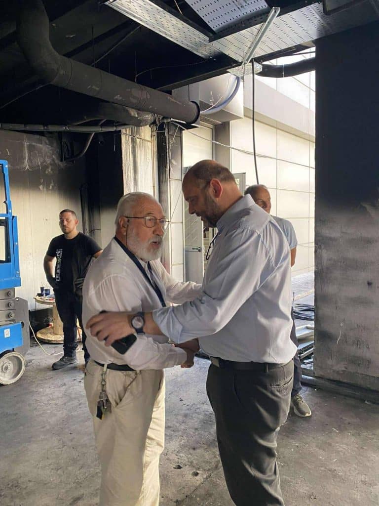 ΠΑΤΡΑ: Ο Ιασων Φωτήλας στα "καμένα" του Νοσοκομείου "Αγιος Ανδρέας" - ΦΩΤΟ ΠΑΤΡΑ: Ο Ιασων Φωτήλας στα "καμένα" του Νοσοκομείου "Αγιος Ανδρέας" - ΦΩΤΟ