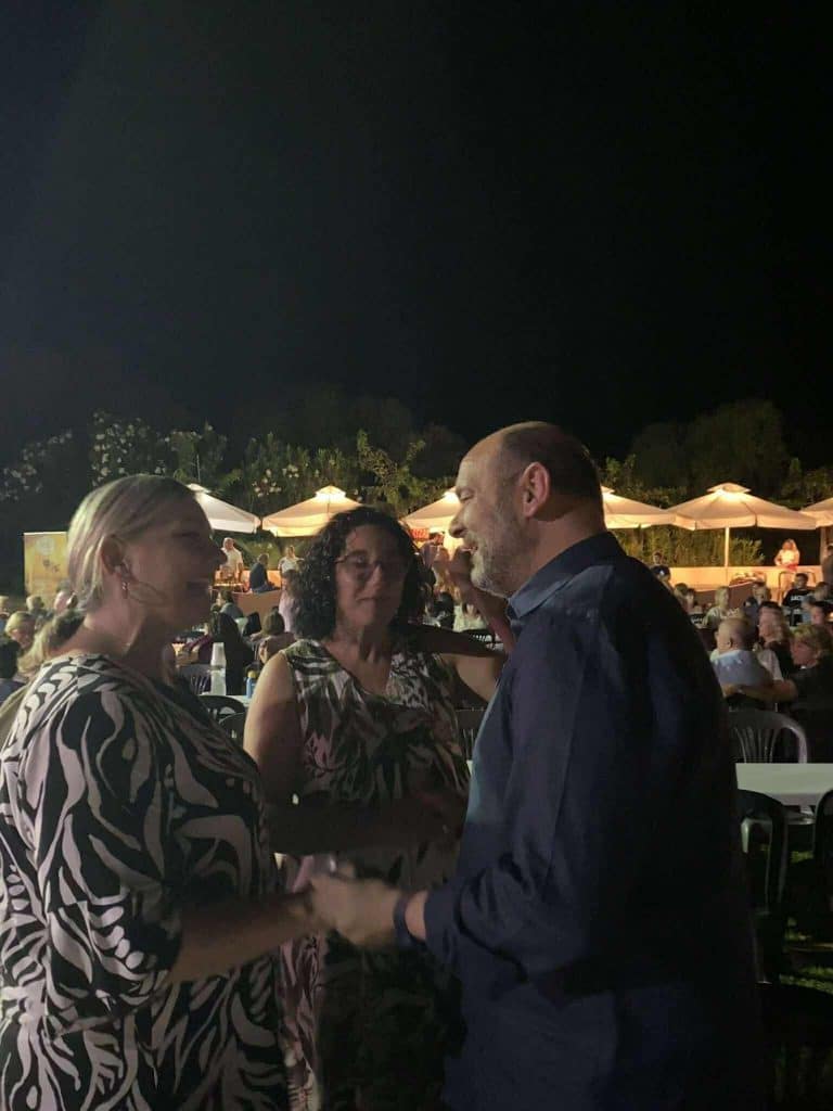 ΔΕΙΤΕ ΦΩΤΟ: Ο Ιάσων Φωτήλας στο φεστιβάλ πατάτας στη Λακκόπετρα