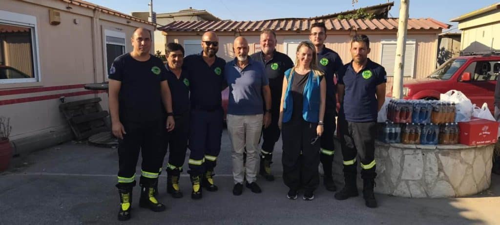 ΔΥΤΙΚΗ ΑΧΑΪΑ: Με τους εθελοντές πυροσβέστες ο Χαράλαμπος Μπονάνος - ΦΩΤΟ