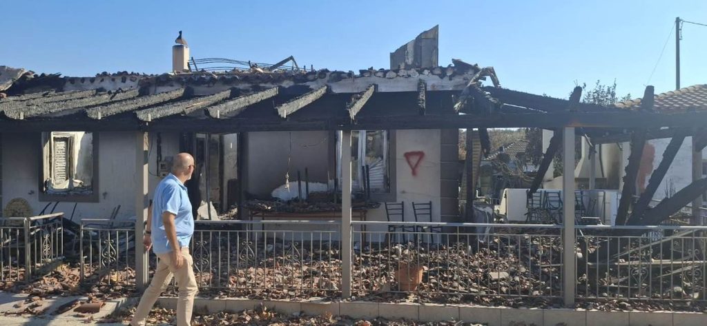 Συγκλονιστικές εικόνες από το οδοιπορικό της Περιφέρειας και του ΣΕΔΙΠ στα Μοιρέικα – Το μήνυμα Μπονάνου Συγκλονιστικές εικόνες από το οδοιπορικό της Περιφέρειας και του ΣΕΔΙΠ στα Μοιρέικα – Το μήνυμα Μπονάνου