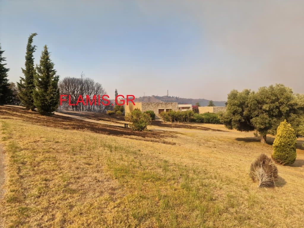 Κόλαση φωτιάς σε Δυτική Αχαϊα και Βούντενη - Πλησιάζει την Πάτρα! ΝΕΑ ΒΙΝΤΕΟ! Η Πάτρα "ζωσμένη" από φλόγες