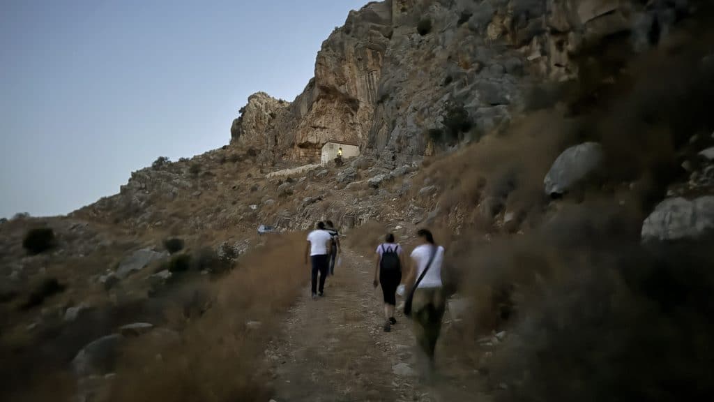 Παναγία η Ρετουνιώτισσα – Το μονοπάτι της πίστης από την Αρετή στα Μαύρα Βουνά Αράξου - ΦΩΤΟ