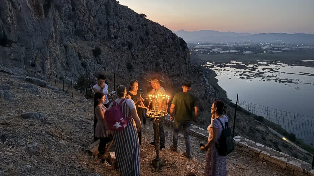 Παναγία η Ρετουνιώτισσα – Το μονοπάτι της πίστης από την Αρετή στα Μαύρα Βουνά Αράξου - ΦΩΤΟ