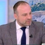 ΘΕΜΗΣ ΜΠΑΚΑΣ: Μέτρα στήριξης για τους πυρόπληκτους της Αχαΐας – Η αναγέννηση δεν είναι ευχή, είναι ευθύνη