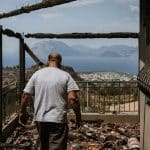 Αυτοψία στην Πάτρα: Ηταν σαν να έπεσε βόμβα – Μαρτυρίες κατοίκων μετά τον πύρινο εφιάλτη